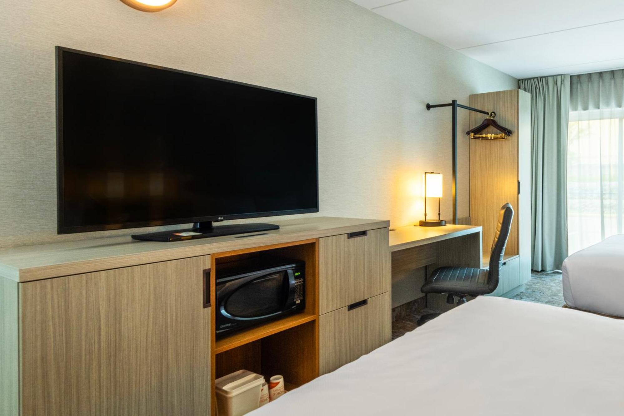 Comfort Inn Kingston Highway 401 Exterior foto