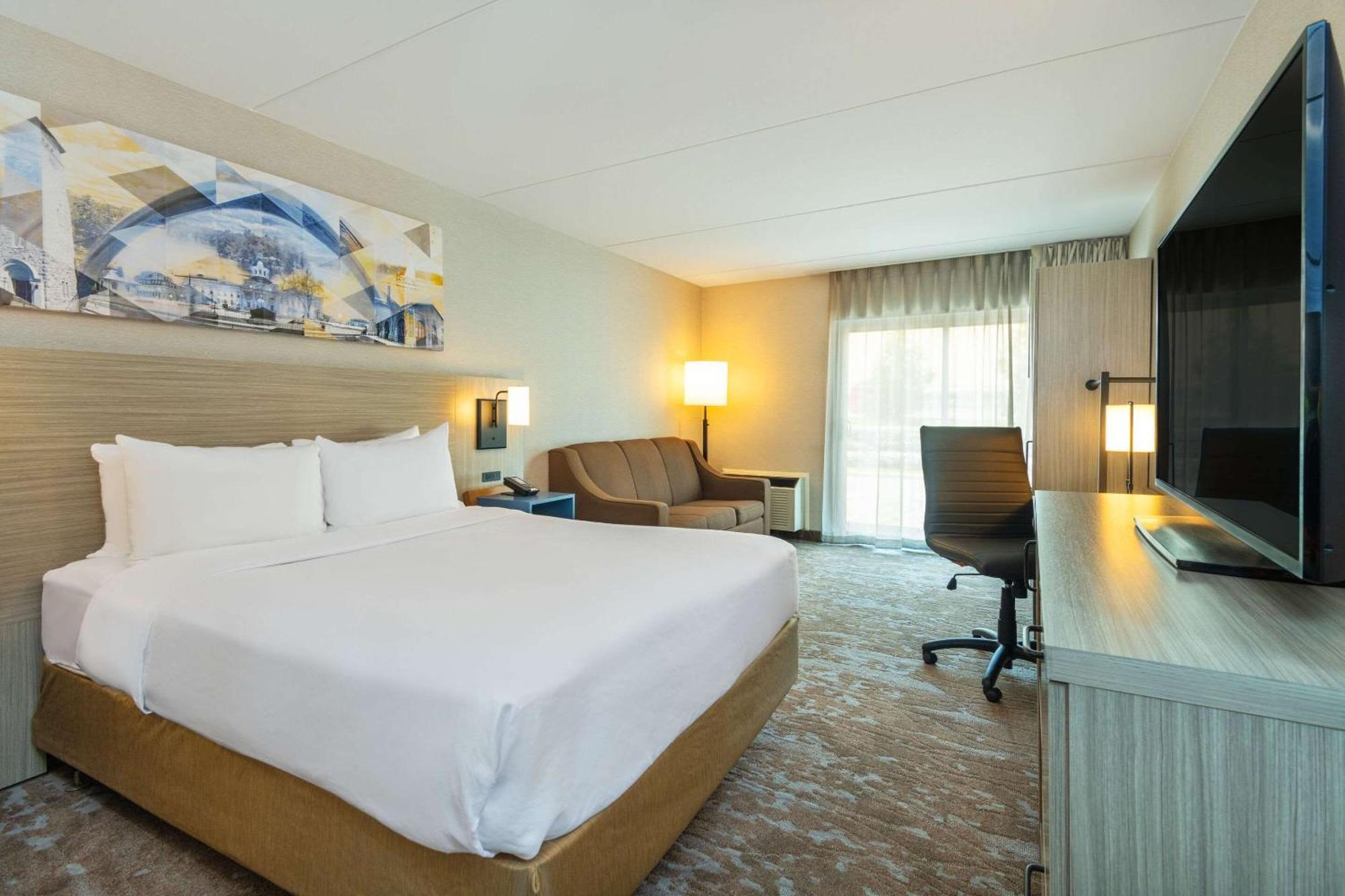 Comfort Inn Kingston Highway 401 Exterior foto