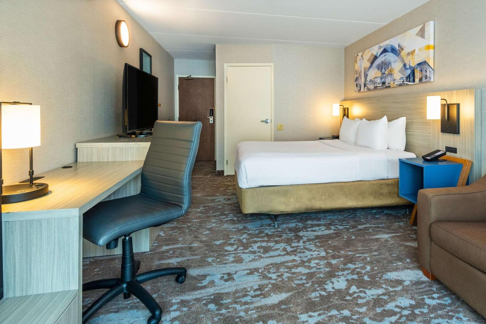 Comfort Inn Kingston Highway 401 Exterior foto